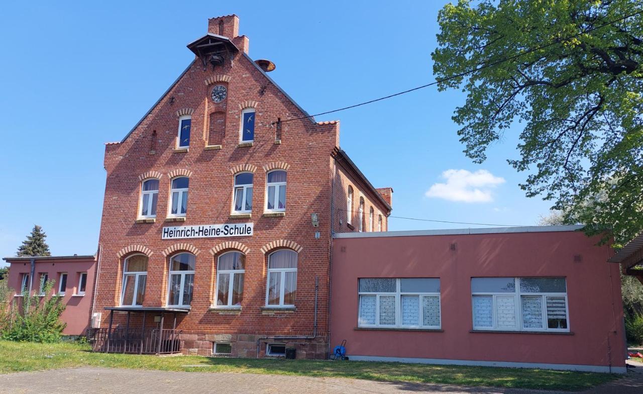 Отель Gaestehaus Heinrich Heine Schule Бад-Дюрренберг Экстерьер фото