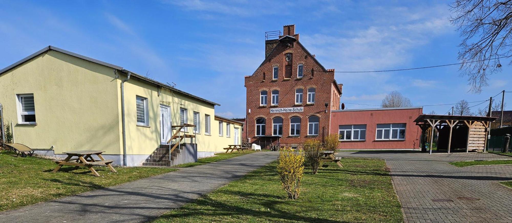 Отель Gaestehaus Heinrich Heine Schule Бад-Дюрренберг Экстерьер фото